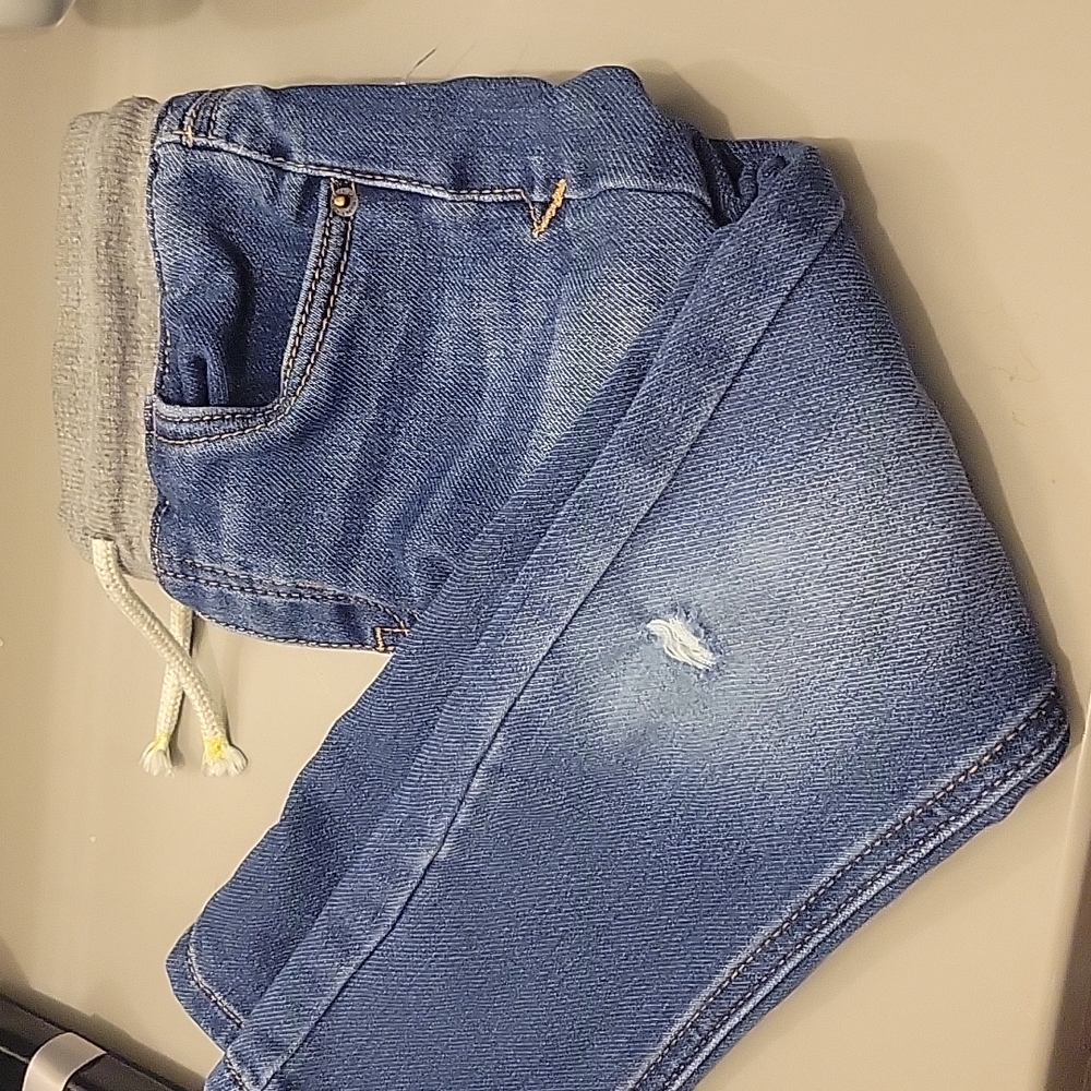 4t distressed cat& Jack Jean skinny